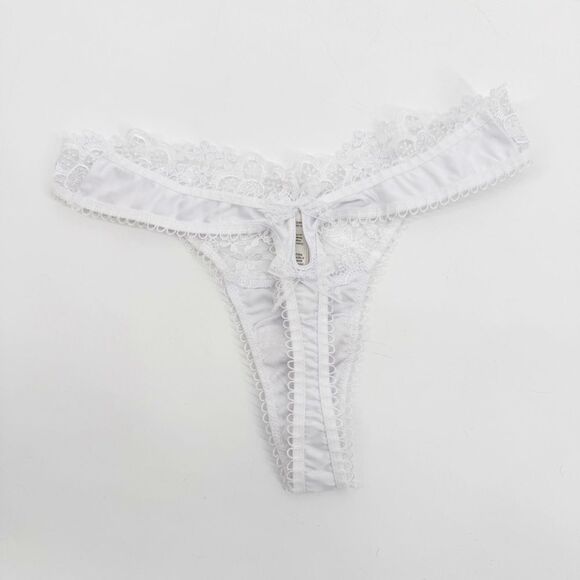 For Love & Lemons White Lace Bridal Thong NWOT XXS - Picture 3 of 9